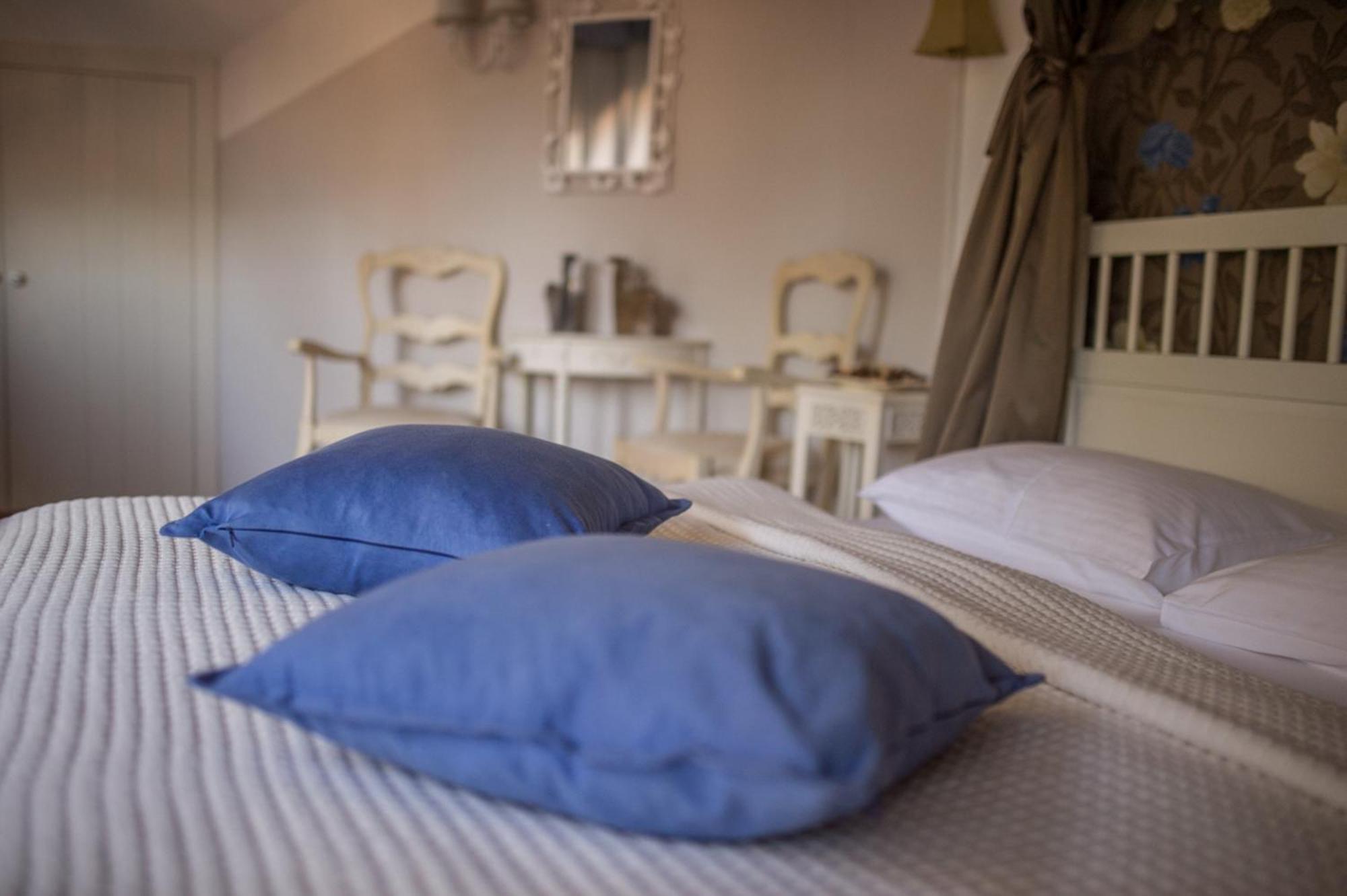 Guesthouse Trajbar Team Zaprešić Kamer foto