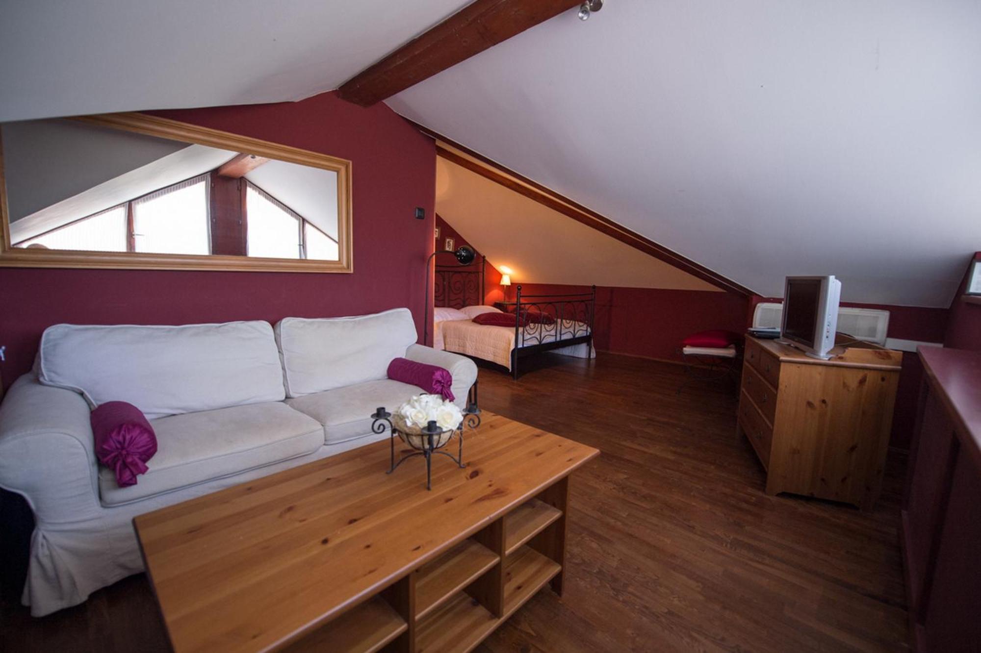 Guesthouse Trajbar Team Zaprešić Kamer foto