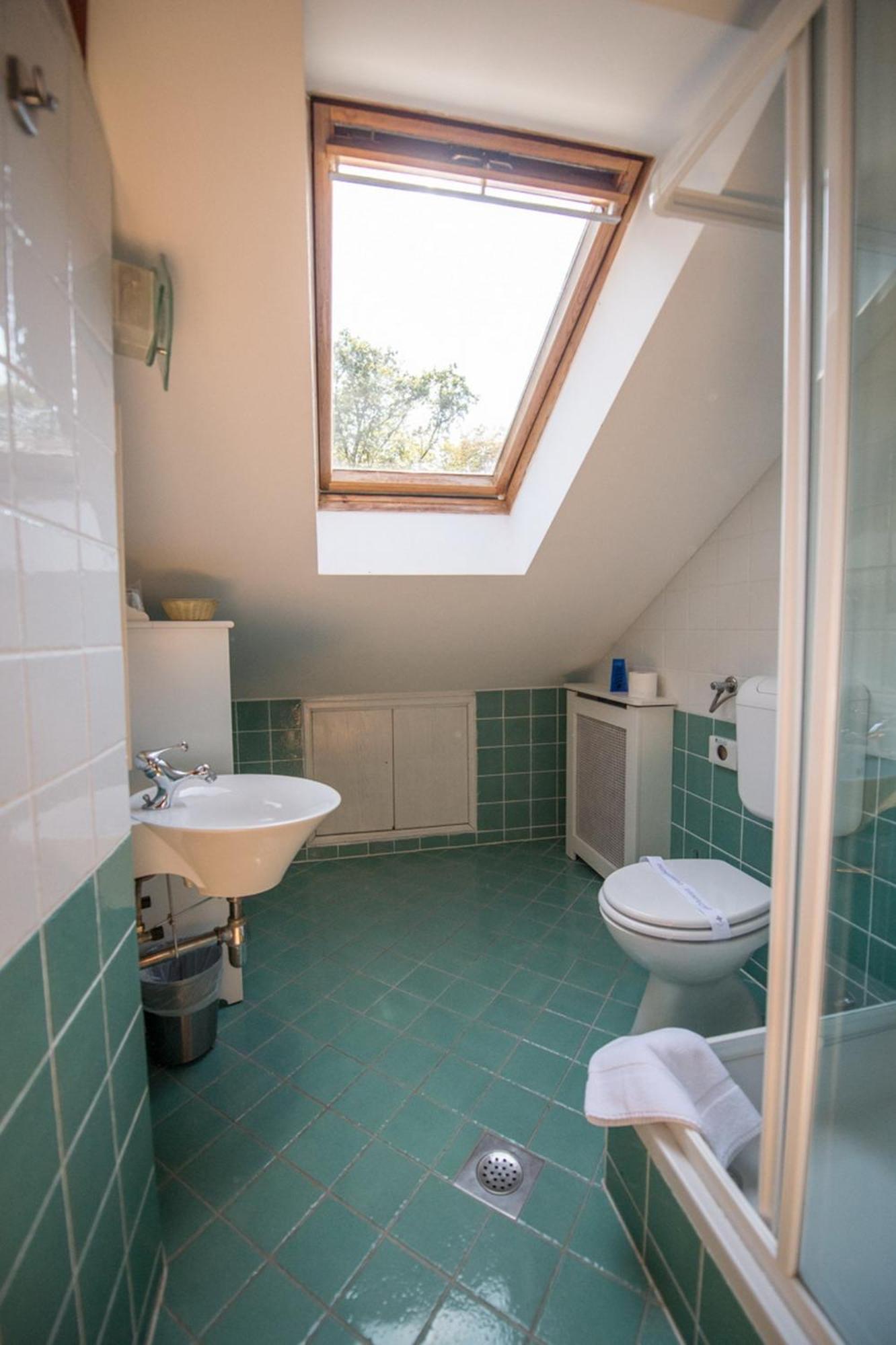 Guesthouse Trajbar Team Zaprešić Kamer foto