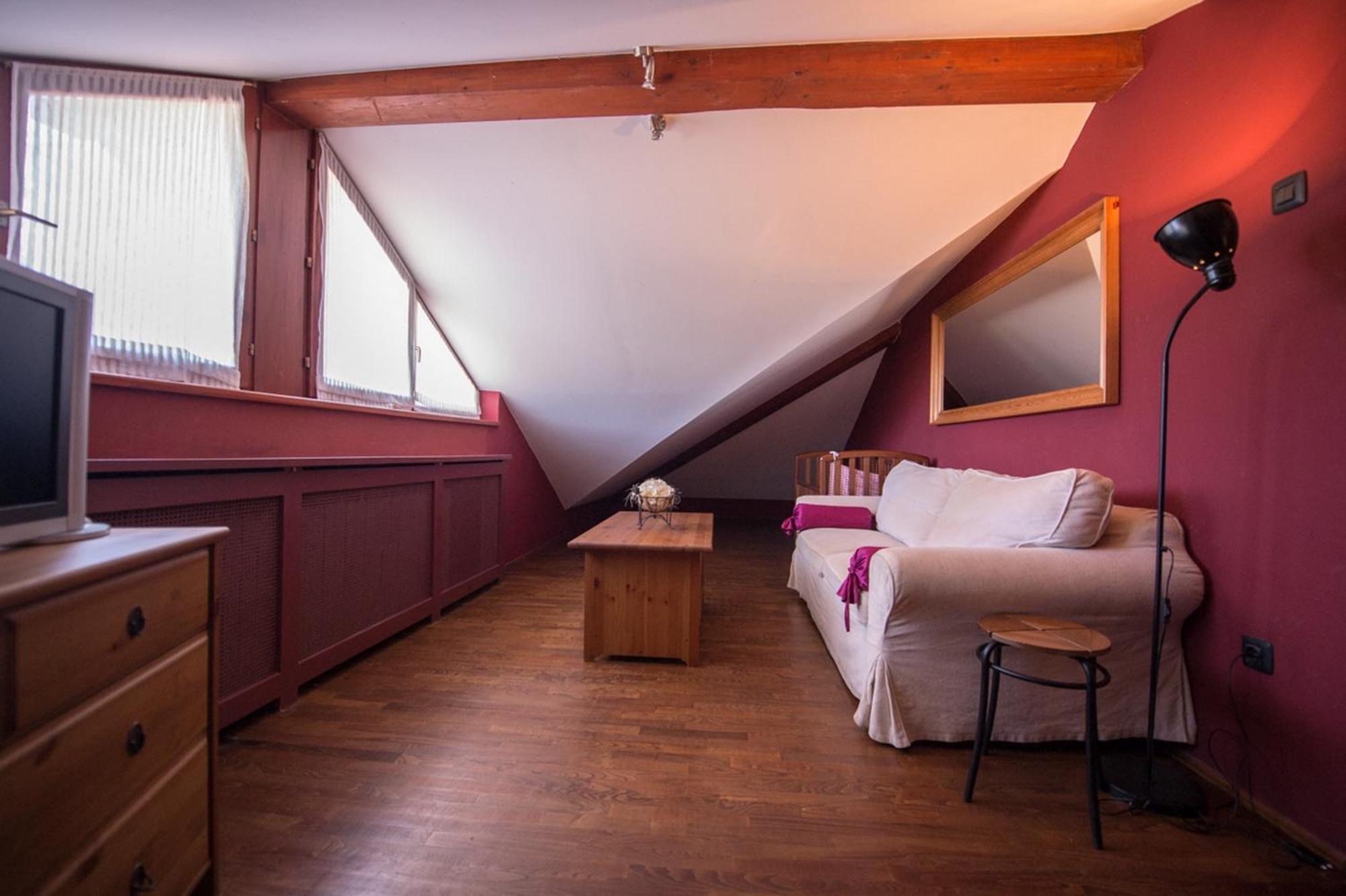 Guesthouse Trajbar Team Zaprešić Kamer foto