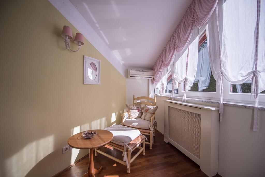 Guesthouse Trajbar Team Zaprešić Kamer foto