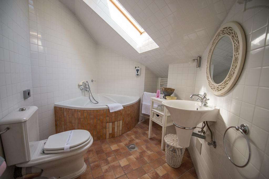 Guesthouse Trajbar Team Zaprešić Kamer foto